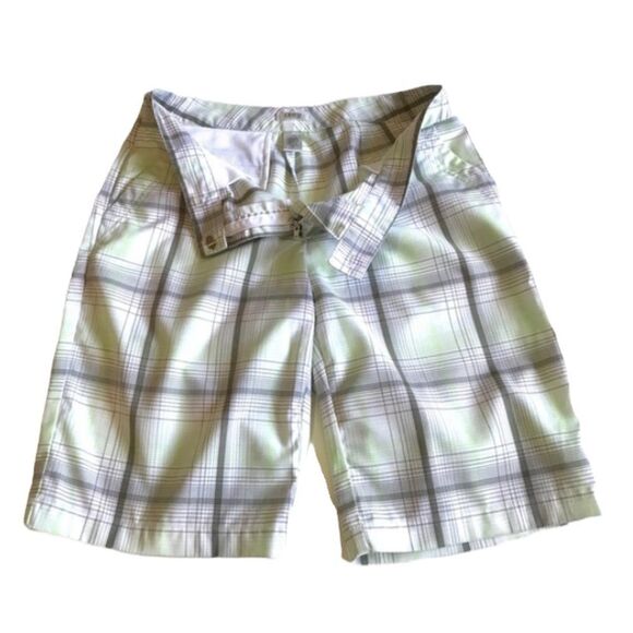 IZOD PerformX Women’s Preppy Plaid Bermuda Golf Shorts Sz 4 - Picture 3 of 7